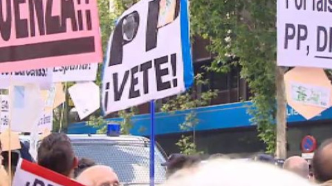 Concentraciones de protesta ante el PP Concentraciones de protesta ante el PP