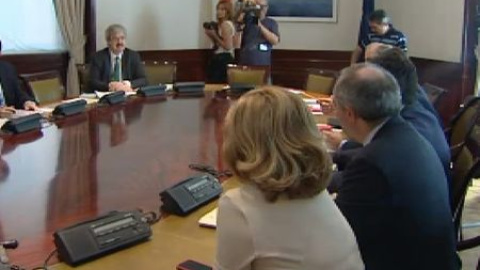 PSOE, IU y Amaiur abandonan la ponencia de la Ley de Transparencia PSOE, IU y Amaiur abandonan la ponencia de la Ley de Transparencia