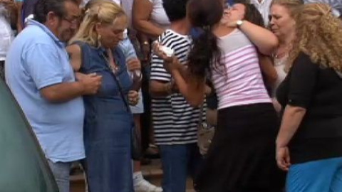 Dolor inmenso en el funeral de dos menores arrollados por un coche en Jerez Dolor inmenso en el funeral de dos menores arrollados por un coche en Jerez