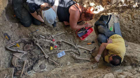 02/08/2022 La fosa común en el cementerio viejo de Loscorrales. 02/08/2022 La fosa común en el cementerio viejo de Loscorrales.