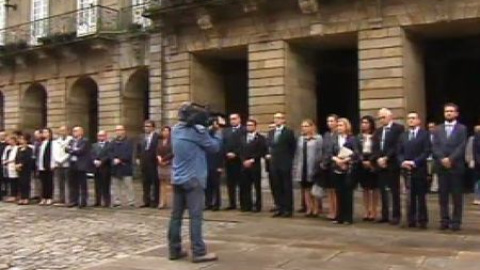 Minuto de silencio en la plaza del Obradoiro Minuto de silencio en la plaza del Obradoiro