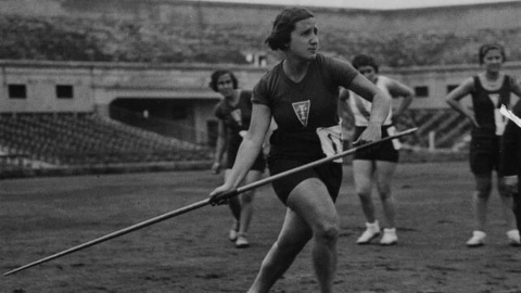 Anna María Martínez Sagi en el primer campeonato nacional de atletismo femenino, en 1931. - EFE Anna María Martínez Sagi en el primer campeonato nacional de atletismo femenino, en 1931. - EFE