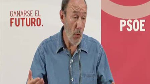 Rubalcaba: "Cobran sobresueldos de dinero tan negro como el carbón de Asturias" Rubalcaba: "Cobran sobresueldos de dinero tan negro como el carbón de Asturias"