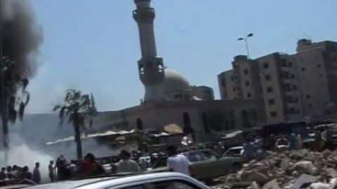 Al menos 19 muertos en dos explosiones en Trípoli Al menos 19 muertos en dos explosiones en Trípoli