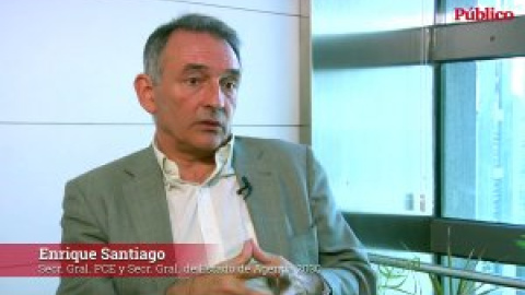 Enrique Santiago: "Llamo a la militancia a no condenar al PCE a la irrelevancia política"