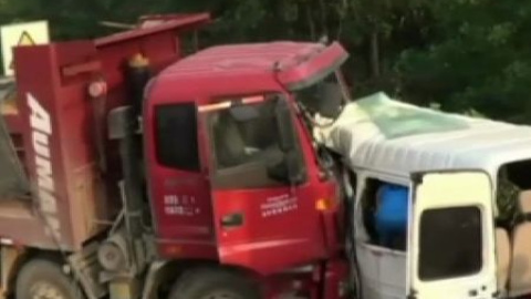 10 personas han muerto en el este de China en un accidente de tráfico 10 personas han muerto en el este de China en un accidente de tráfico