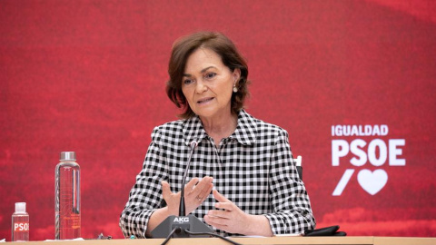 La secretaria de Igualdad del PSOE y vicepresidenta primera del Gobierno, Carmen Calvo, durante su participación en unas unas jornadas organizadas por el PSOE. La secretaria de Igualdad del PSOE y vicepresidenta primera del Gobierno, Carmen Calvo, durante su participación en unas unas jornadas organizadas por el PSOE.