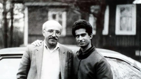 Selim con su padre en Argel. Archivo personal Selim con su padre en Argel. Archivo personal