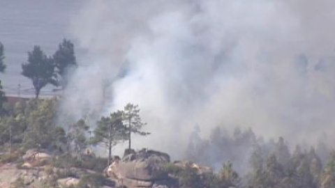 El incendio en Carnota ha arrasado ya más de 2000 hectáreas El incendio en Carnota ha arrasado ya más de 2000 hectáreas
