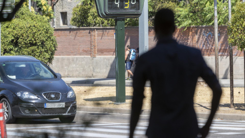 Un termómetro en una calle de Zaragoza marca 43 grados a 9 de agosto de 2022. Un termómetro en una calle de Zaragoza marca 43 grados a 9 de agosto de 2022.