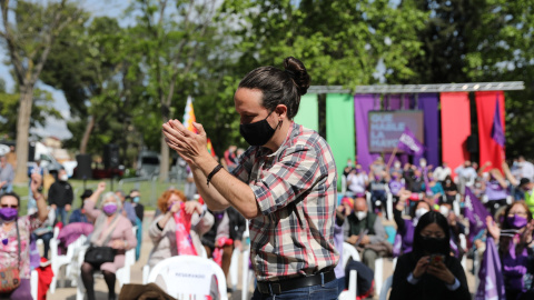 El candidato de Unidas Podemos a la presidencia de la Comunidad de Madrid y secretario general de Podemos, Pablo Iglesias, a 30 de abril de 2021, en el Parque Olof Palme de Usera, Madrid, (España). El candidato de Unidas Podemos a la presidencia de la Comunidad de Madrid y secretario general de Podemos, Pablo Iglesias, a 30 de abril de 2021, en el Parque Olof Palme de Usera, Madrid, (España).