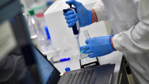 Detalle de un laboratorio Detalle de un laboratorio