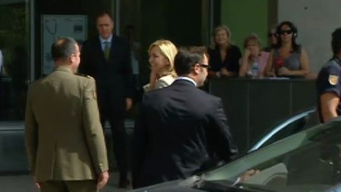 La Infanta Cristina visita a su padre en la Quirón La Infanta Cristina visita a su padre en la Quirón