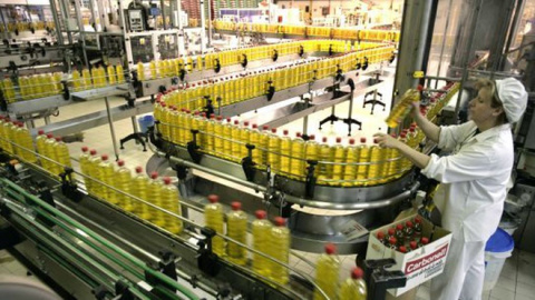 Planta de la marca de aceite de Oliva 'Carbonell'. E.P. Planta de la marca de aceite de Oliva 'Carbonell'. E.P.