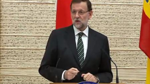 Rajoy: "El objetivo de los presupuestos es crecer económicamente y generar empleo" Rajoy: "El objetivo de los presupuestos es crecer económicamente y generar empleo"