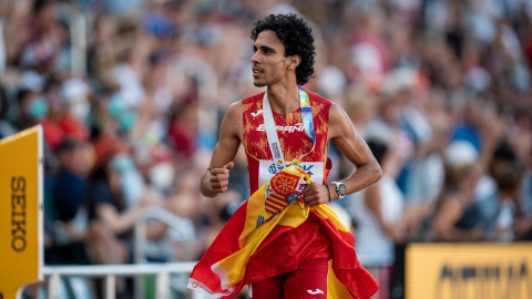 Mohamed Katir, del Equipo Español, medalla de bronce en la final de 1.500 metros durante el Campeonato del Mundo de atletismo al aire libre, a 19 de julio de 2022 en Eugene, Oregón, Estados Unidos. Mohamed Katir, del Equipo Español, medalla de bronce en la final de 1.500 metros durante el Campeonato del Mundo de atletismo al aire libre, a 19 de julio de 2022 en Eugene, Oregón, Estados Unidos.