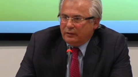 Garzón critica la instrucción de los ERE Garzón critica la instrucción de los ERE