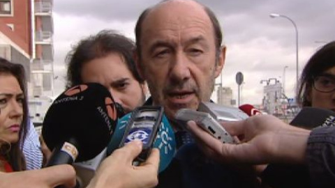 Rubalcaba: "El Estado tendrá que estar atento para evitar o para paliar el sufrimiento de la gente que va a sufrir" Rubalcaba: "El Estado tendrá que estar atento para evitar o para paliar el sufrimiento de la gente que va a sufrir"