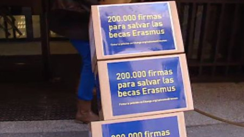200.000 firmas contra el cambio en la beca Erasmus 200.000 firmas contra el cambio en la beca Erasmus
