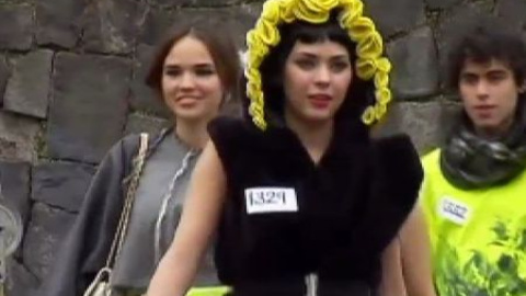 Tres mil modelos para romper el Record Guinness Tres mil modelos para romper el Record Guinness