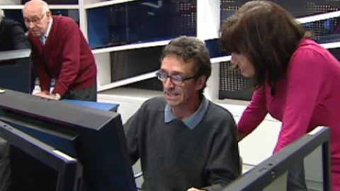 Jubilados dan clases de informática a presos en tercer grado Jubilados dan clases de informática a presos en tercer grado