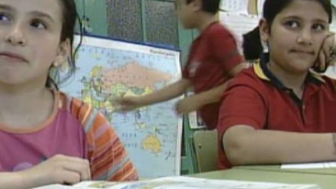 La Educación en España mejora pero sigue por debajo de la media La Educación en España mejora pero sigue por debajo de la media