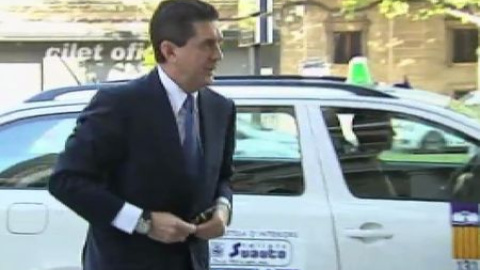 Jaume Matas, de nuevo en el banquillo Jaume Matas, de nuevo en el banquillo