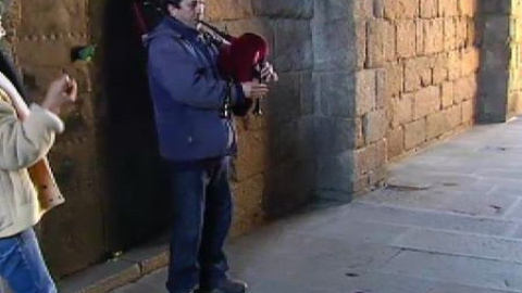 El Ayuntamiento de Santiago pedirá el currículum para tocar en sus calles El Ayuntamiento de Santiago pedirá el currículum para tocar en sus calles