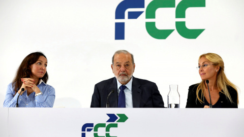 Esther Koplowitz, Carlos Slim, y Esther Alcocer Koplowitz, en la presentación del plan estratégico de FCC. REUTERS Esther Koplowitz, Carlos Slim, y Esther Alcocer Koplowitz, en la presentación del plan estratégico de FCC. REUTERS