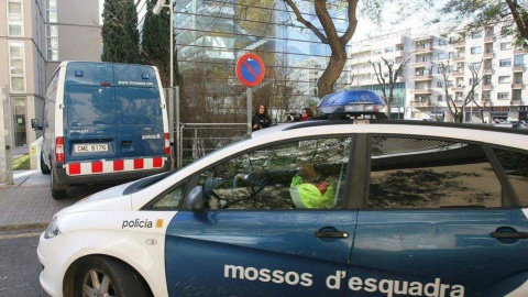 Un coche de los Mossos. EFE Un coche de los Mossos. EFE