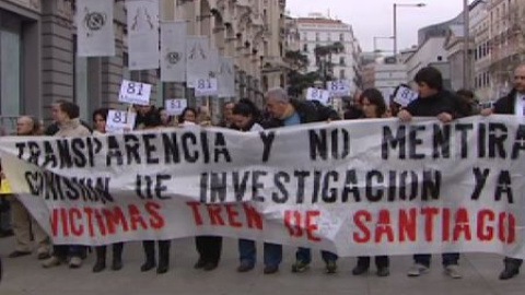 Las víctimas de Angrois piden que se abra una comisión de investigación en el Parlamento Las víctimas de Angrois piden que se abra una comisión de investigación en el Parlamento