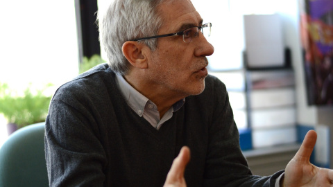 Gaspar Llamazares, durante una entrevista en 'Público'. ARANCHA RÍOS. Gaspar Llamazares, durante una entrevista en 'Público'. ARANCHA RÍOS.
