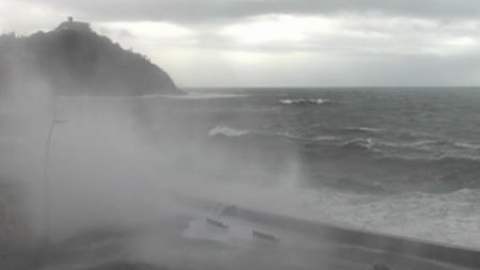 Una bajada de presión atmosférica en poco tiempo forma la ciclogénesis explosiva Una bajada de presión atmosférica en poco tiempo forma la ciclogénesis explosiva