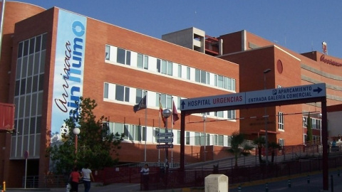La niña fue trasladada al hospital Virgen de la Arrixaca de Murcia, donde quedó ingresada con heridas graves/ EP La niña fue trasladada al hospital Virgen de la Arrixaca de Murcia, donde quedó ingresada con heridas graves/ EP