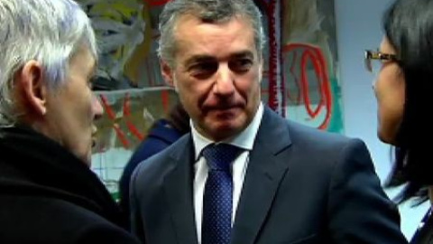 Los políticos piden a ETA su desarme Los políticos piden a ETA su desarme