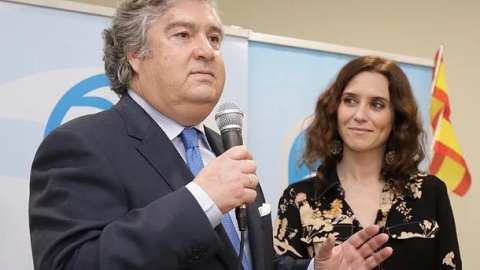 Arturo Martínez Amorós junto a Isabel Díaz Ayuso. / PP TORRELODONES Arturo Martínez Amorós junto a Isabel Díaz Ayuso. / PP TORRELODONES
