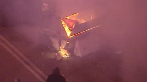 Veintitrés detenidos y 12 heridos en los disturbios de Burgos Veintitrés detenidos y 12 heridos en los disturbios de Burgos