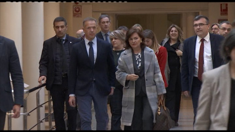 Calvo acepta un coordinador en la mesa de diálogo polÃtico sobre Cataluña Calvo acepta un coordinador en la mesa de diálogo polÃtico sobre Cataluña
