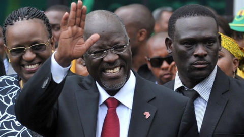 El presidente de Tanzania, John Pombe Magufuli, en una imagen de archivo. REUTERS/Stringer El presidente de Tanzania, John Pombe Magufuli, en una imagen de archivo. REUTERS/Stringer