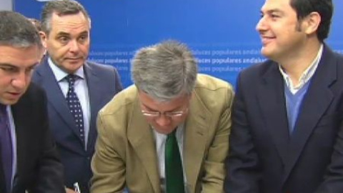 Moreno Bonilla formaliza su candidatura para presidir el PP-A Moreno Bonilla formaliza su candidatura para presidir el PP-A