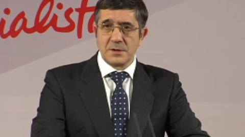 Patxi López valora el gesto de ETA aunque lo considera "pequeño e insuficiente" Patxi López valora el gesto de ETA aunque lo considera "pequeño e insuficiente"