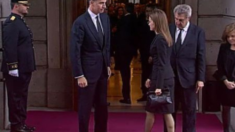 Los Príncipes de Asturias llegan a la capilla ardiente de Alfonso Suárez Los Príncipes de Asturias llegan a la capilla ardiente de Alfonso Suárez