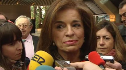 Ana Botella destaca el sufrimiento de Suárez por los ataques sufridos durante años Ana Botella destaca el sufrimiento de Suárez por los ataques sufridos durante años