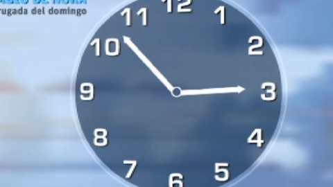 Los relojes se adelantan una hora el domingo: a las 2:00 serán las 3:00 horas Los relojes se adelantan una hora el domingo: a las 2:00 serán las 3:00 horas
