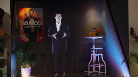 El holograma de Rivera en la sede de Ciudadanos. (EFE)