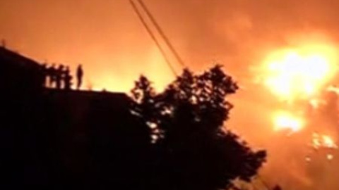 Impresionante incendio en un área forestal de Valparaíso Impresionante incendio en un área forestal de Valparaíso