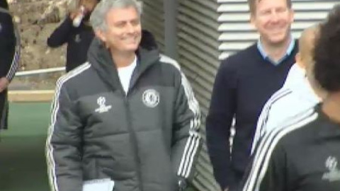 Cech, Hazard, Eto'o y Terry vuelven a entrenarse con el Chelsea Cech, Hazard, Eto'o y Terry vuelven a entrenarse con el Chelsea