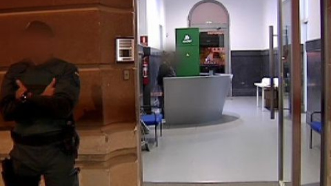 Siguen los registros policiales en Adif Siguen los registros policiales en Adif