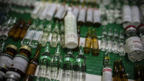 Medicamentos caducados en el Hospital Oncológico Luis Razetti de Caracas, Venezuela.- JAIRO VARGAS