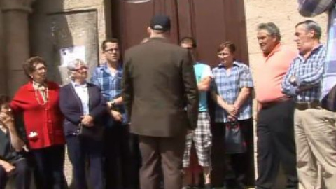 Los feligreses de Punxín y Freás no quieren a su cura Los feligreses de Punxín y Freás no quieren a su cura